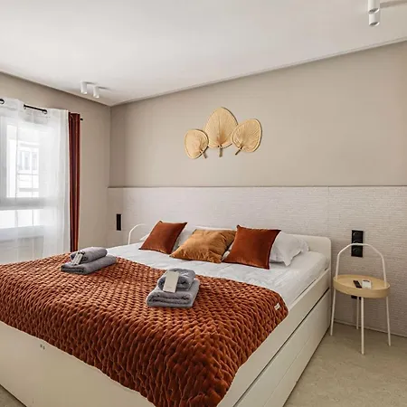 Sublime Haussmannien Apartment
